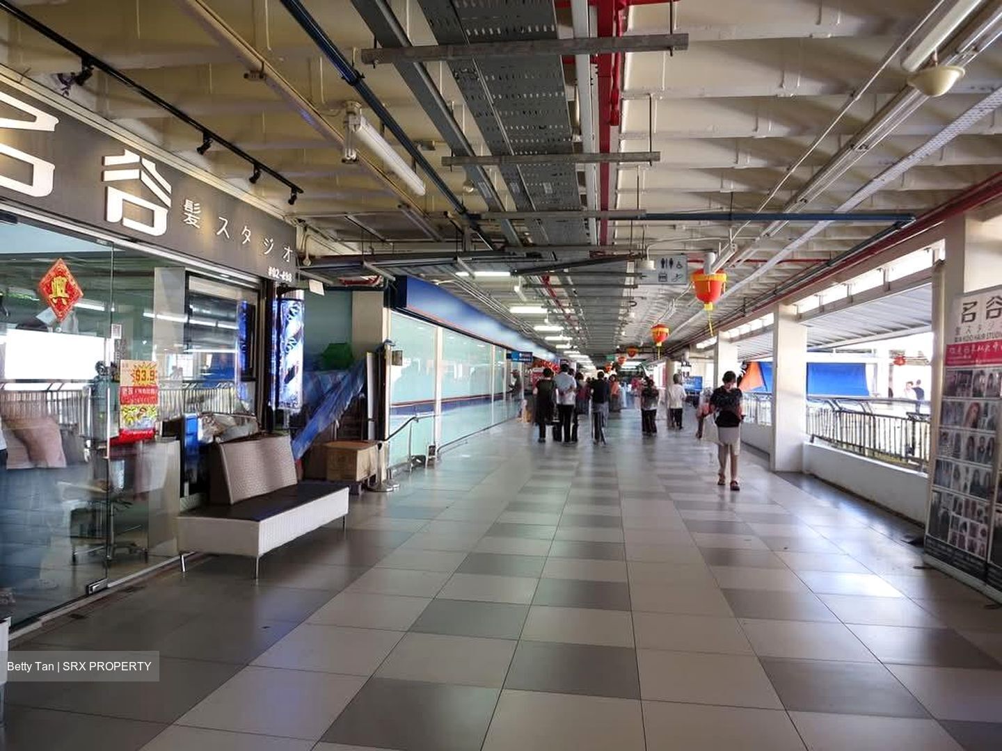 Boon Lay Shopping Centre (D22), Shop House #599586131